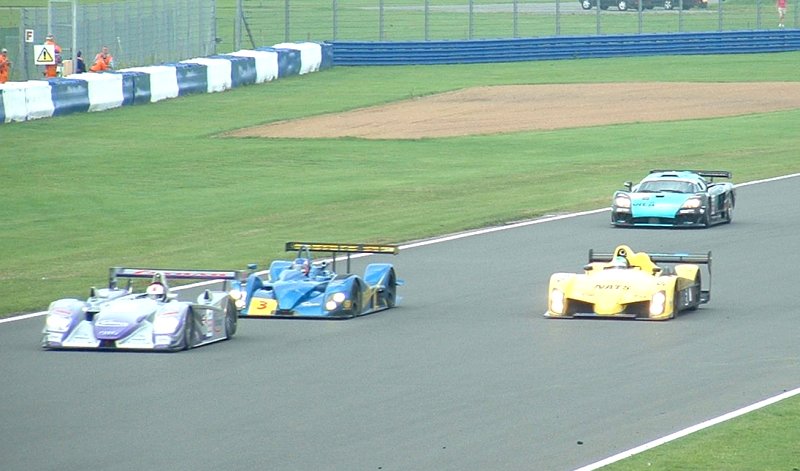 Variety in LMES race, Silverstone, 2004